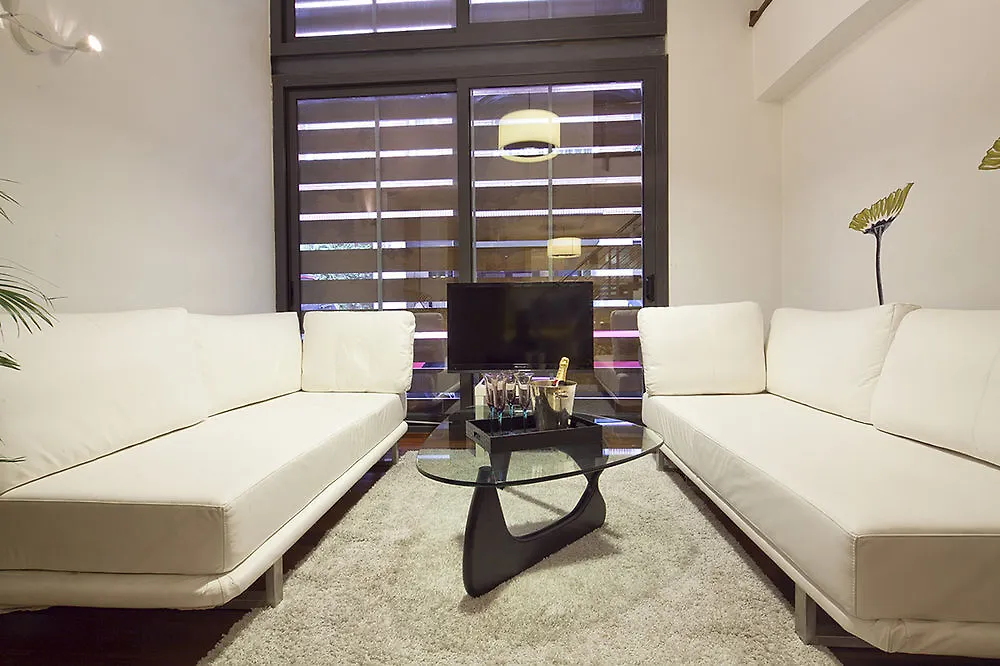 My Space Barcelona Pool Apartment Gracia Espanha